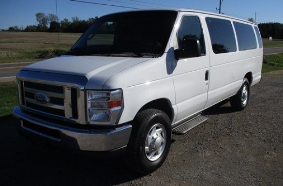 2013 FORD E350 Sprinter for Sale in Bellefontaine, OH - Main Photo