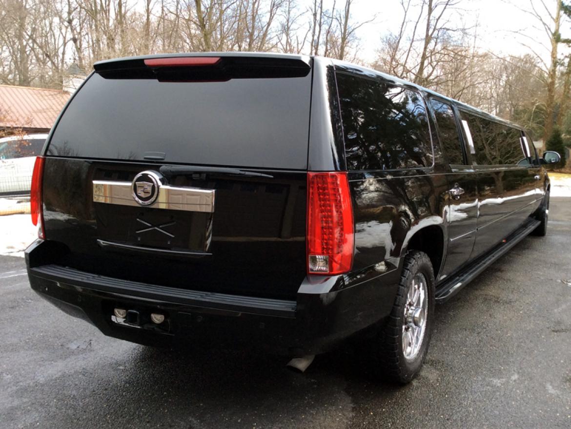 SUV for Sale in Trenton, NJ - Photo 4