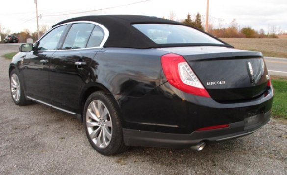 2014 Lincoln MKS Sedan for Sale in Bellefontaine, OH - Photo 2