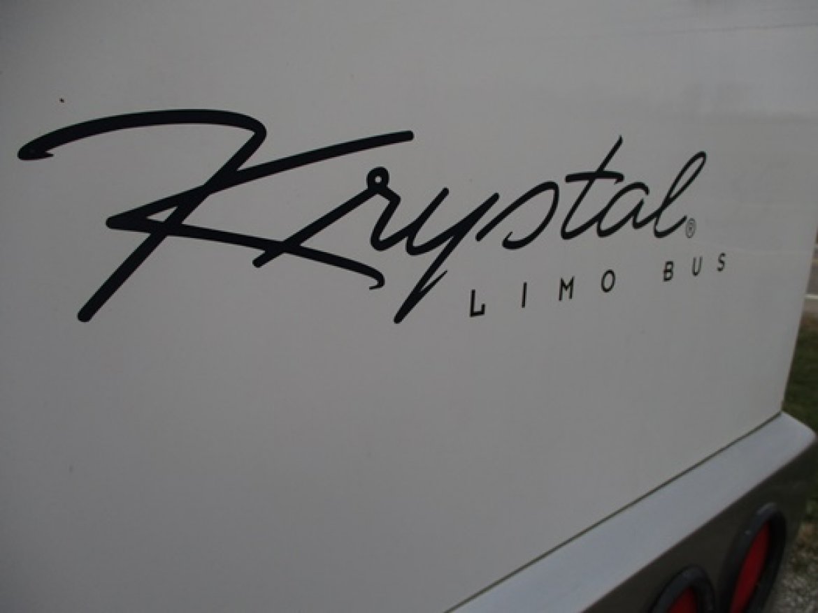 Limo Bus for Sale in Bellefontaine, OH - Photo 14