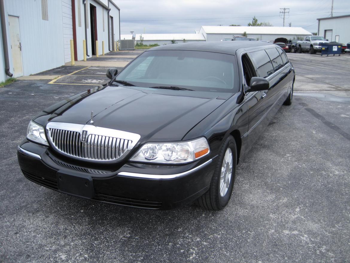 Limousine for Sale in Ozark, MO - Photo 3