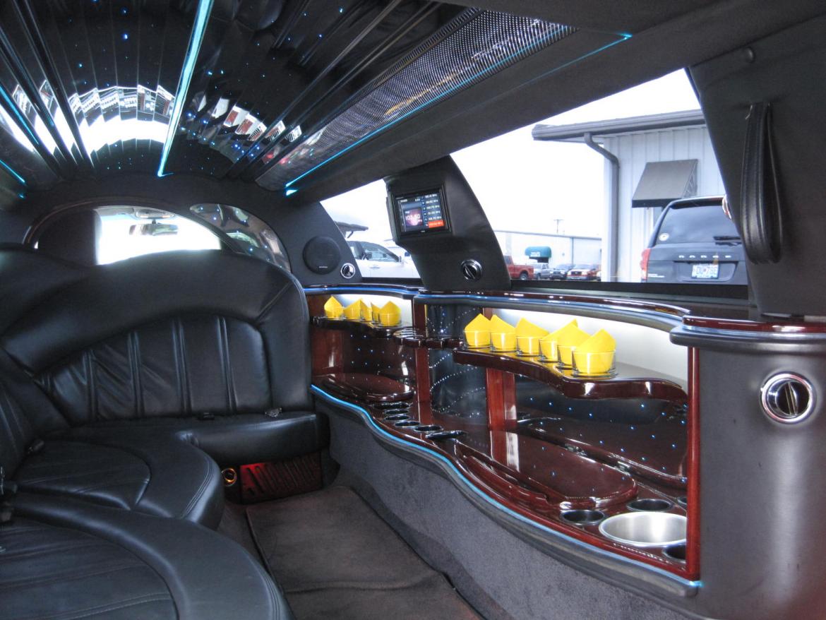 Limousine for Sale in Ozark, MO - Photo 21