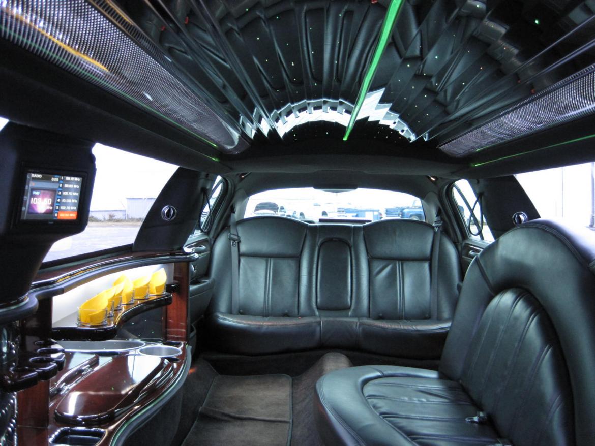 Limousine for Sale in Ozark, MO - Photo 33