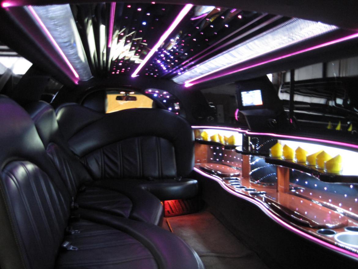 Limousine for Sale in Ozark, MO - Photo 16