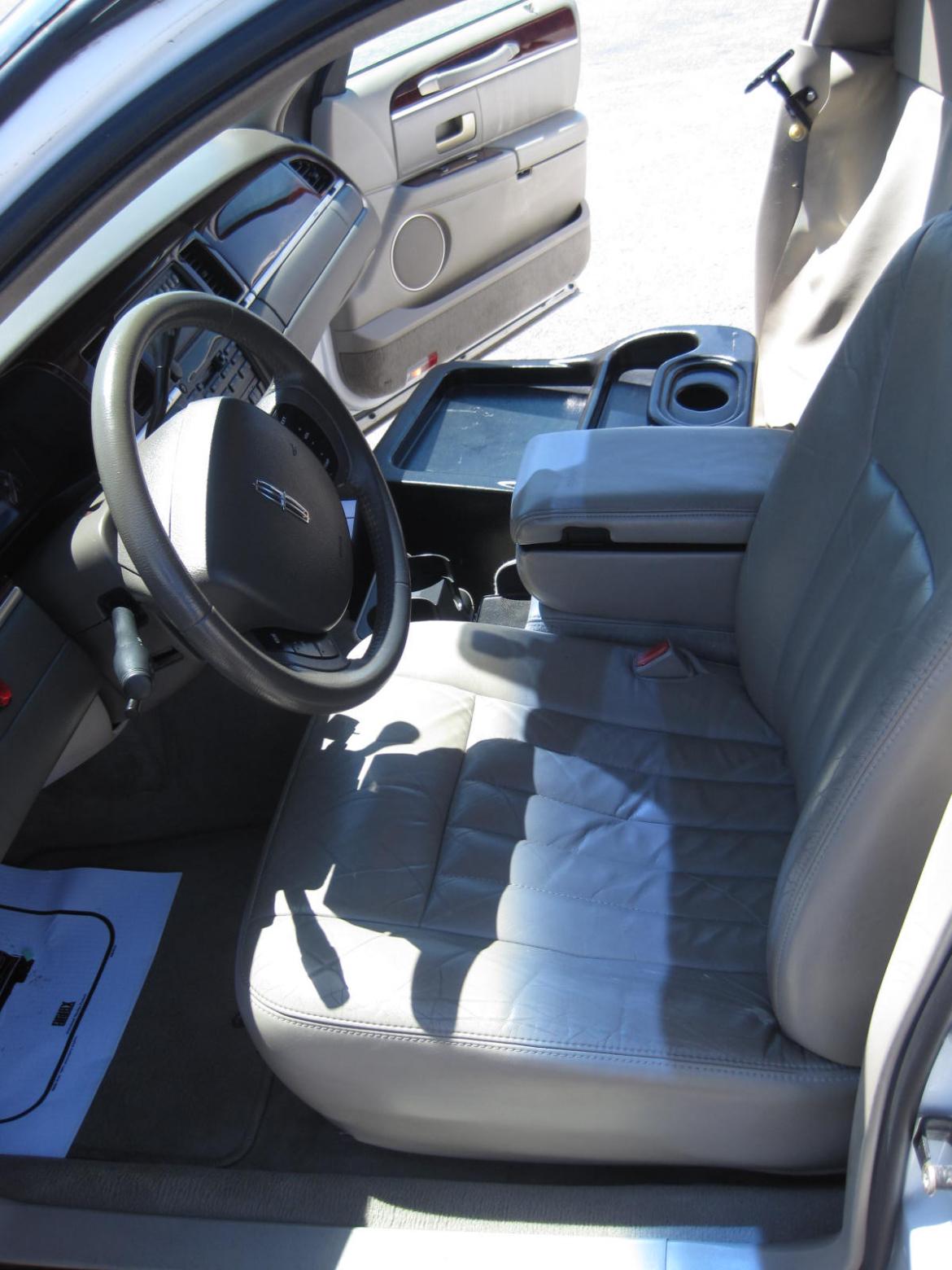 Limousine for Sale in Ozark, MO - Photo 10