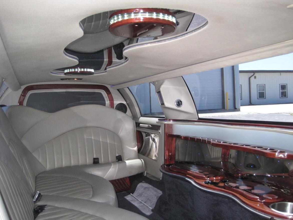 Limousine for Sale in Ozark, MO - Photo 25