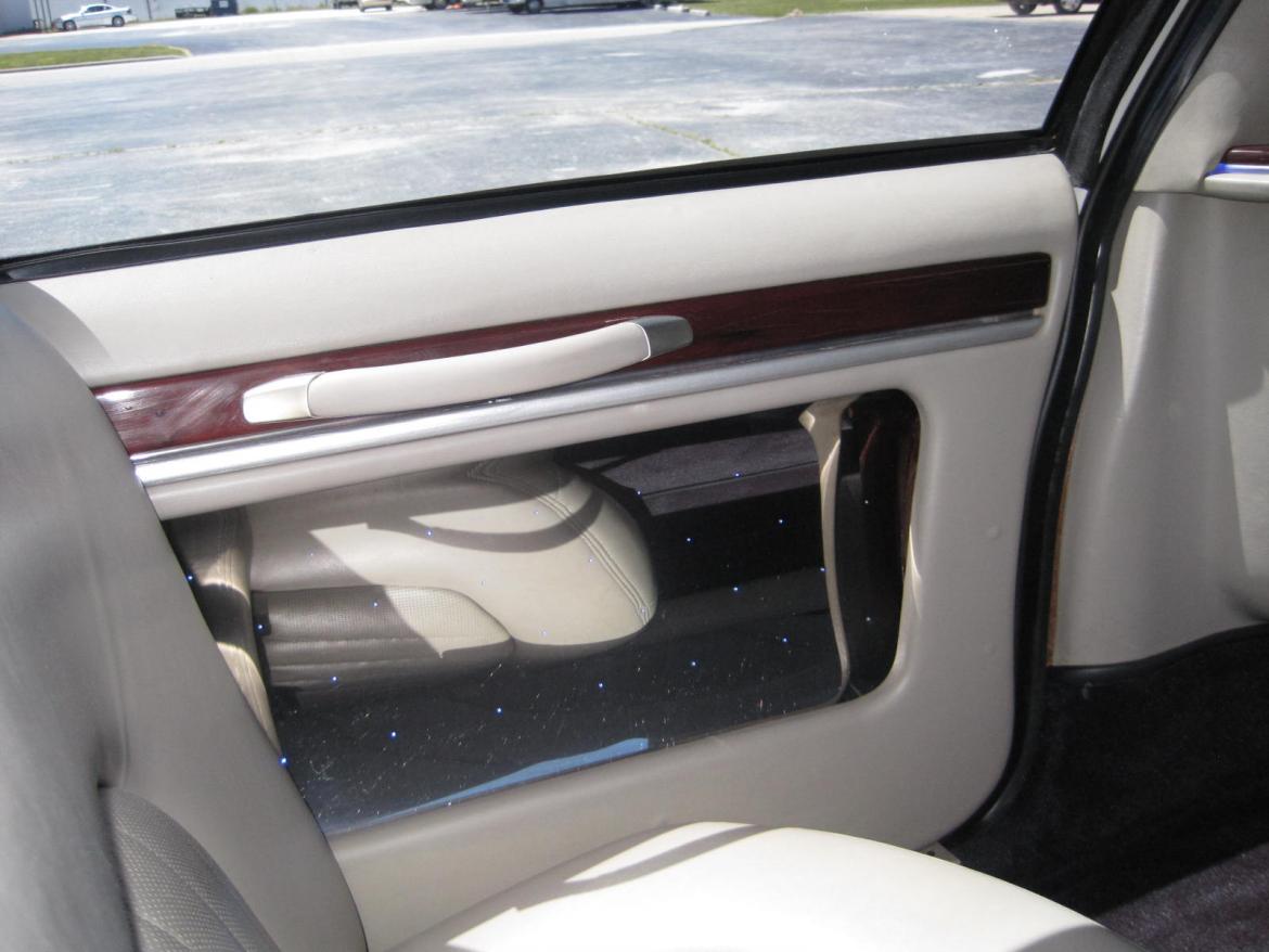 Limousine for Sale in Ozark, MO - Photo 30