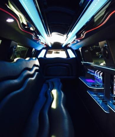 2014 Moonlight Lincoln MKT 5-Door 14-Pass 4WD 180" - Limousine for Sale in Baltimore , MD - Photo 4