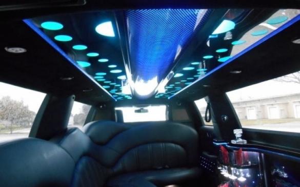 2015 Lincoln MKT Limousine for Sale in Largo, FL - Photo 3