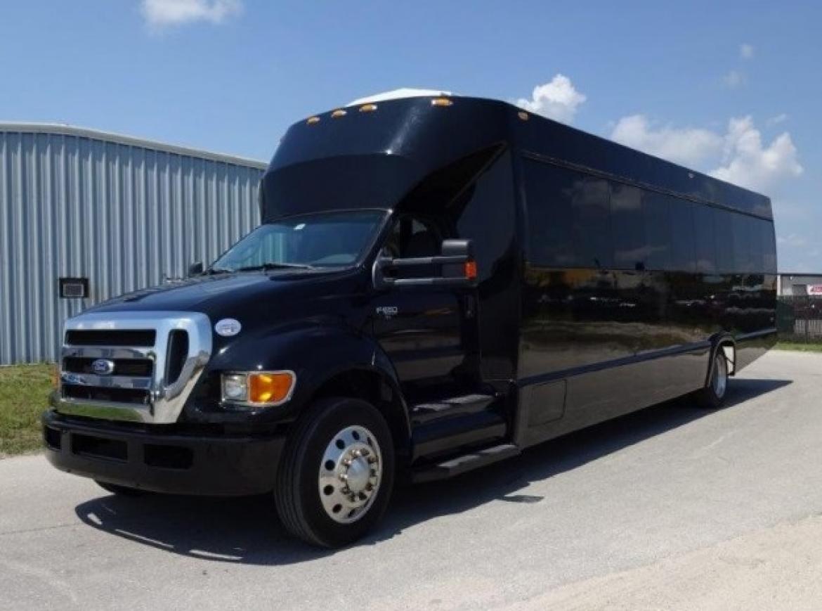 Shuttle Bus for Sale in St Petersburg, FL - Photo 2