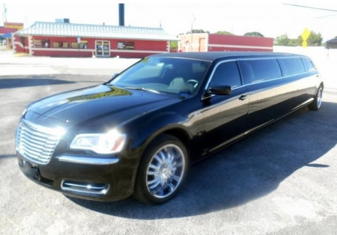 Limousine for Sale in St Petersburg, FL - Main Photo