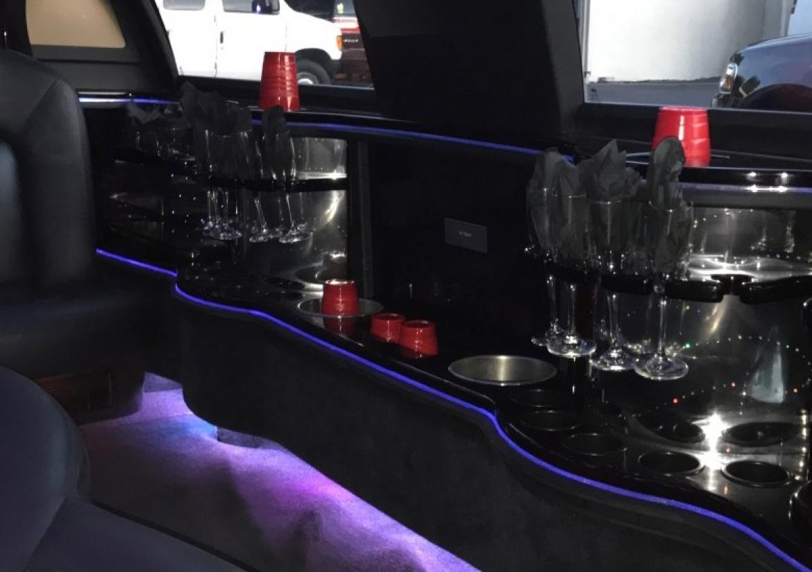 Limousine for Sale in St Petersburg, FL - Photo 4