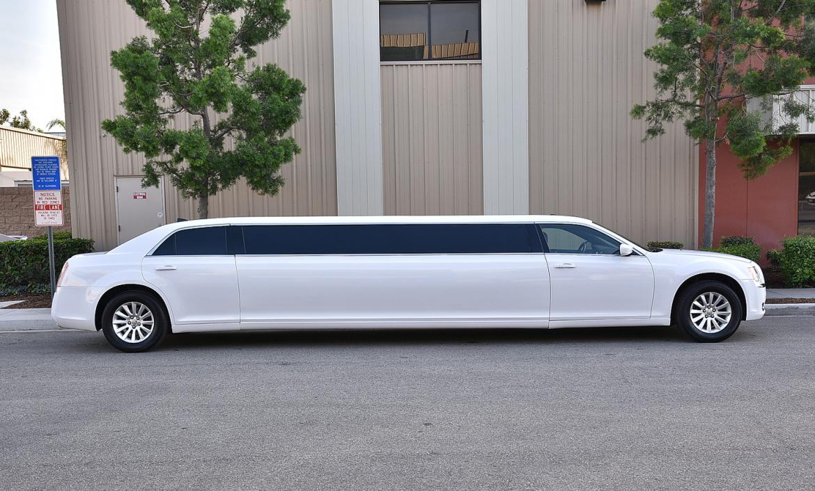 Limousine for Sale in fontana, CA - Main Photo