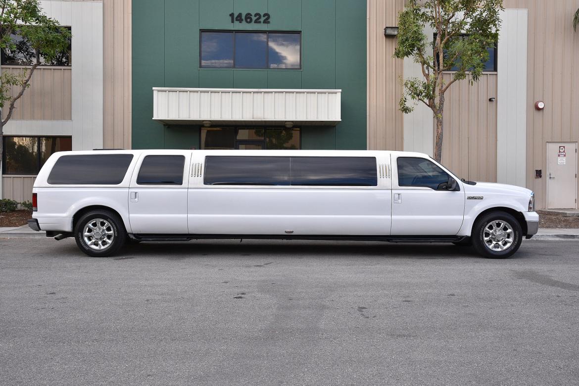 Limousine for Sale in fontana, CA - Photo 4