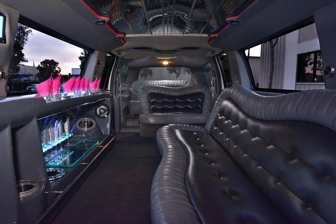 Limousine for Sale in fontana, CA - Photo 9