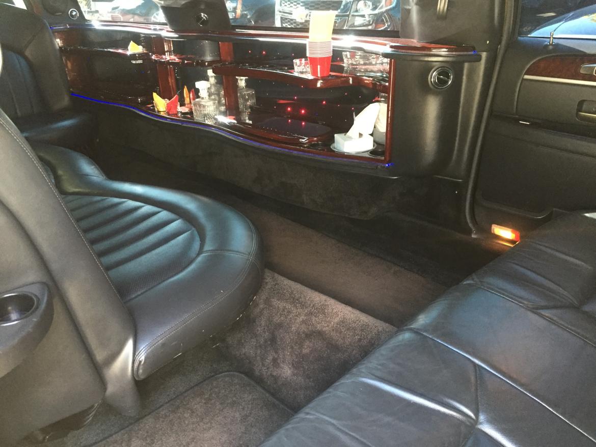 Limousine for Sale in Houston, TX - Photo 3