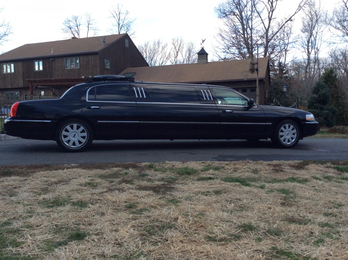 Limousine for Sale in Bordentown , NJ - Photo 6