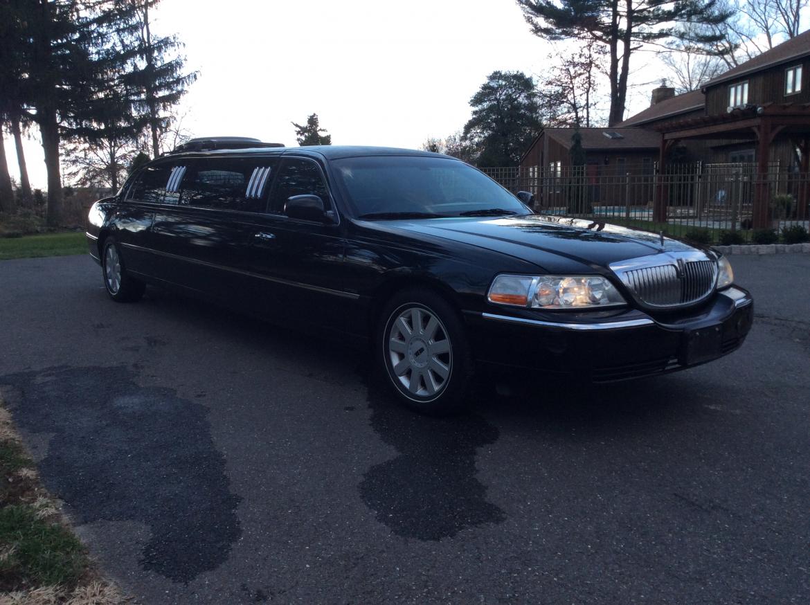 Limousine for Sale in Bordentown , NJ - Photo 7