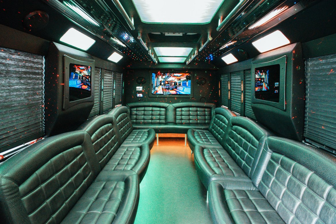 Limo Bus for Sale in Charleston, SC - Photo 16
