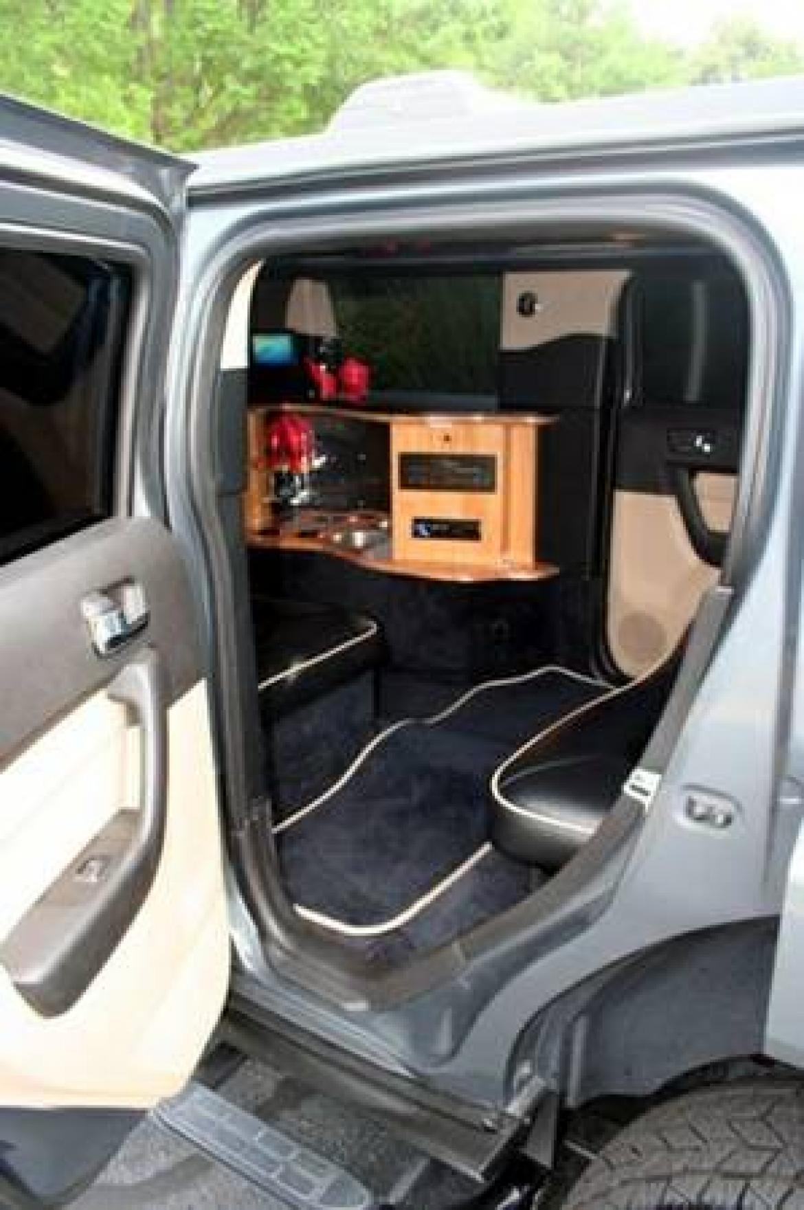 SUV Stretch for Sale in Richmond, VA - Photo 11