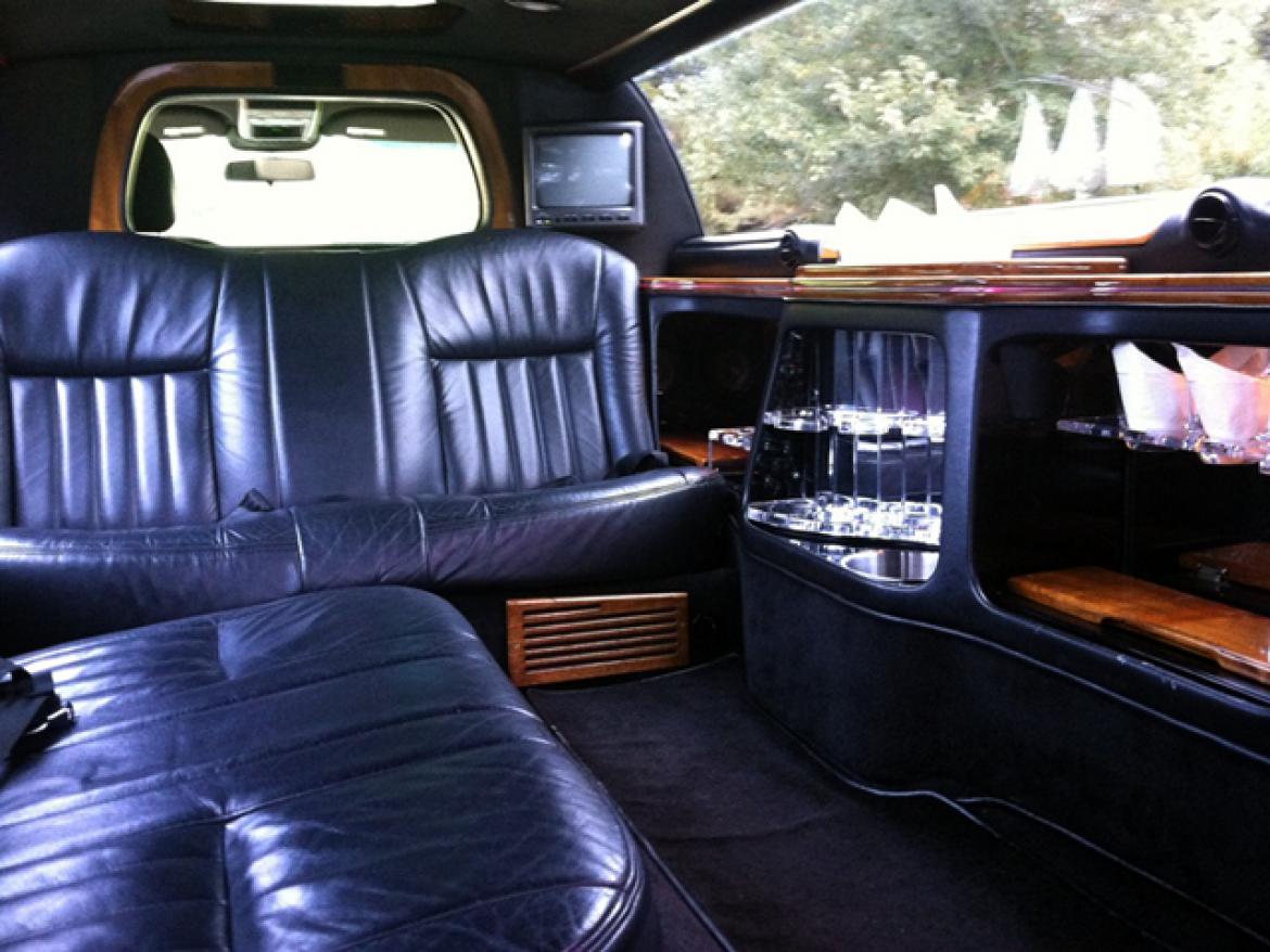 Limousine for Sale in Trenton, NJ - Photo 21