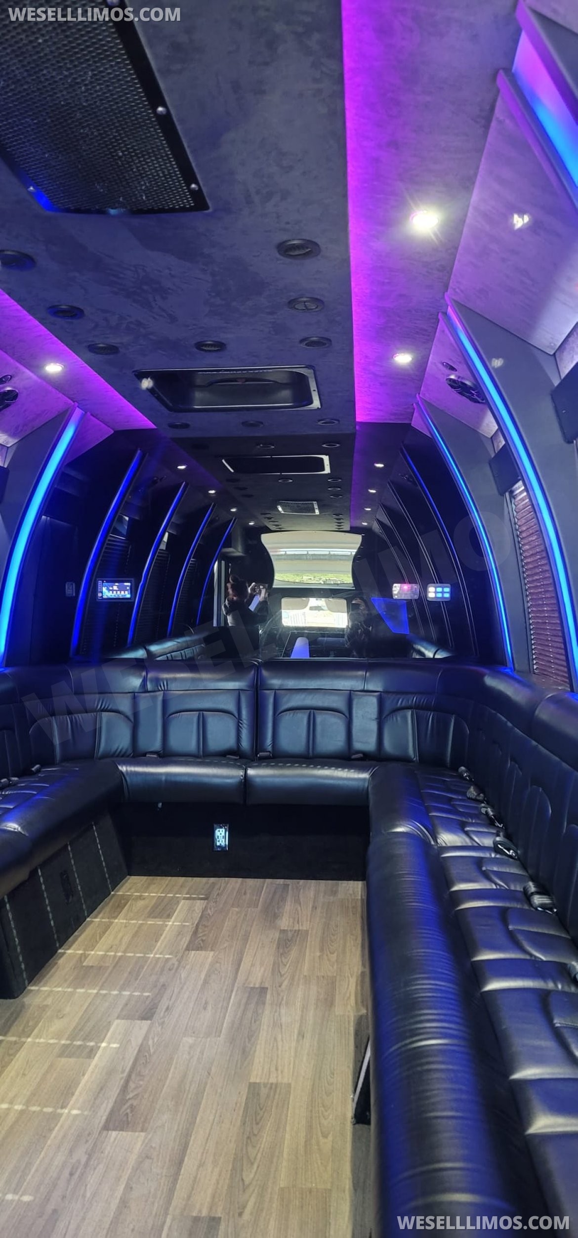 Limo Bus for Sale in Frisco, TX - Photo 18
