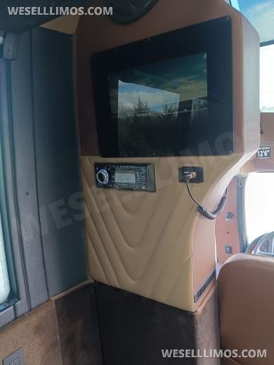 2019 Executive Coach Builders Freightliner M2  Motorcoach - Motorcoach for Sale in Springfield, MO - Photo 11