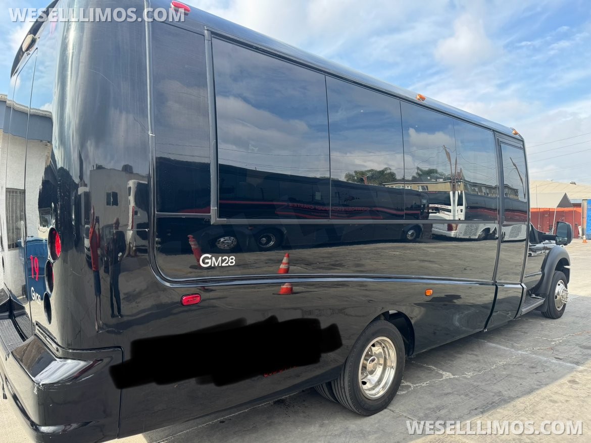 Shuttle Bus for Sale in Laguna Niguel, CA - Photo 5
