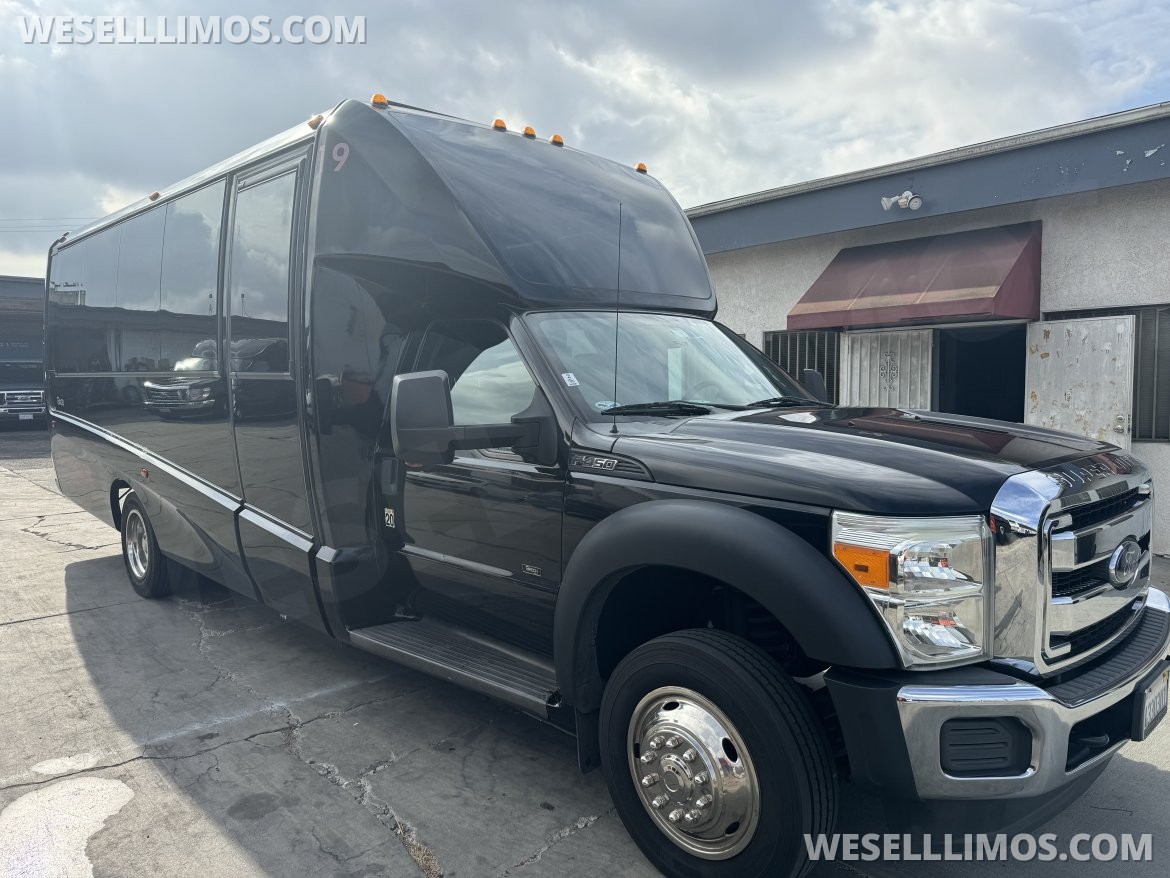 Shuttle Bus for Sale in Laguna Niguel, CA - Photo 6