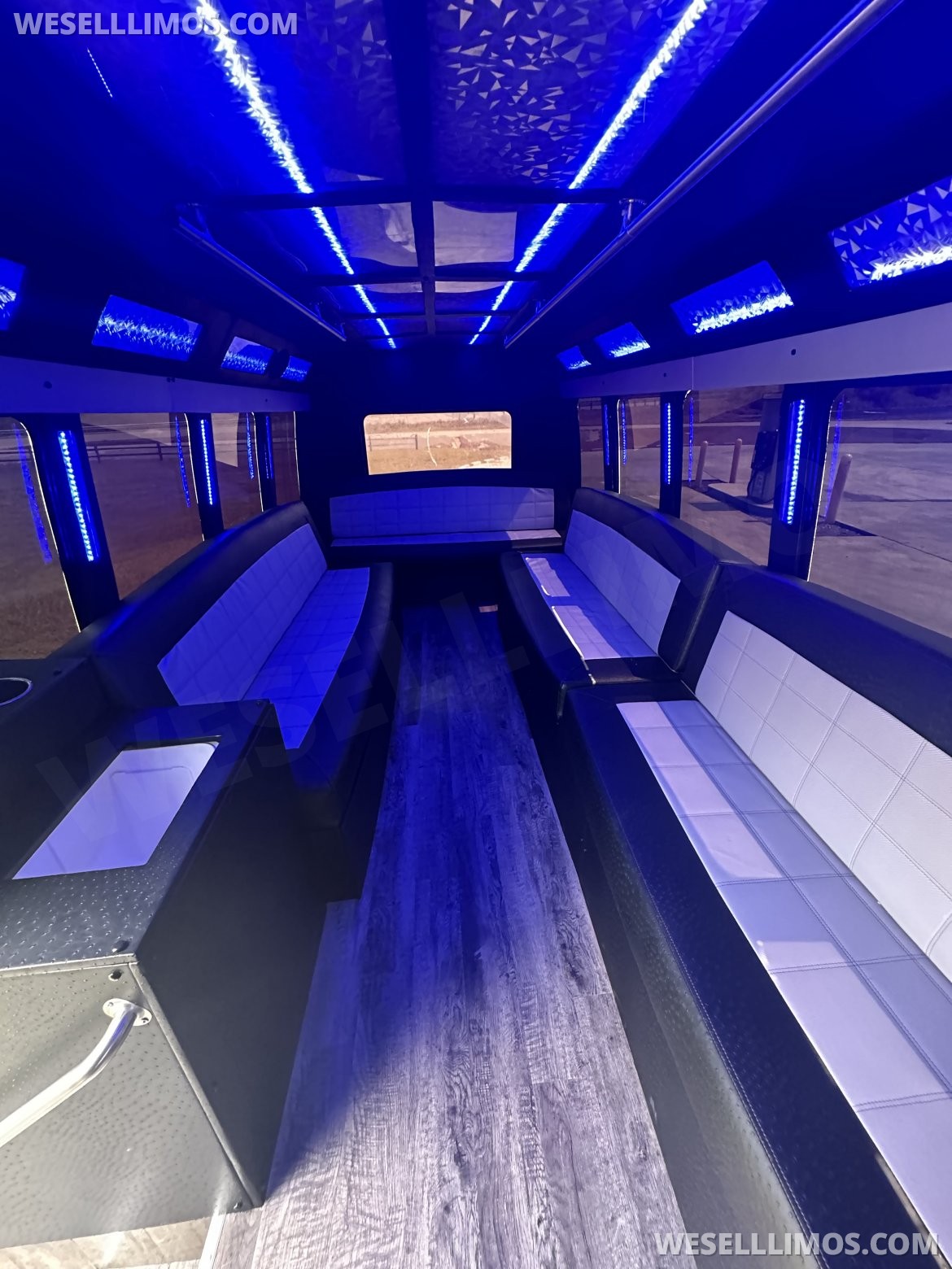 Limo Bus for Sale in houston, AL - Photo 4