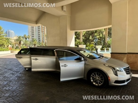 2018 Cadillac XTS Limousine for Sale in Las Vegas, NV - Photo 3