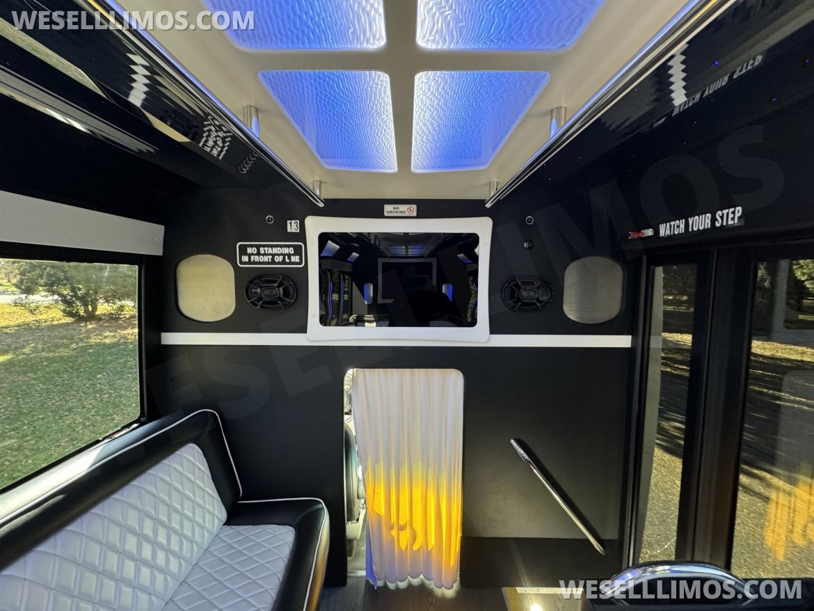 Limo Bus for Sale in Morganville, NJ - Photo 7