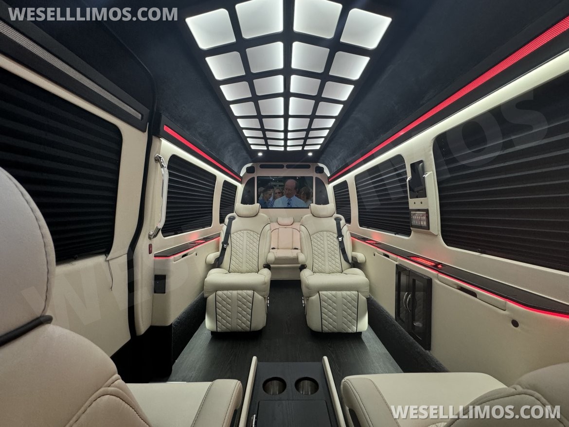 Sprinter for Sale in Springfield, MO - Photo 2