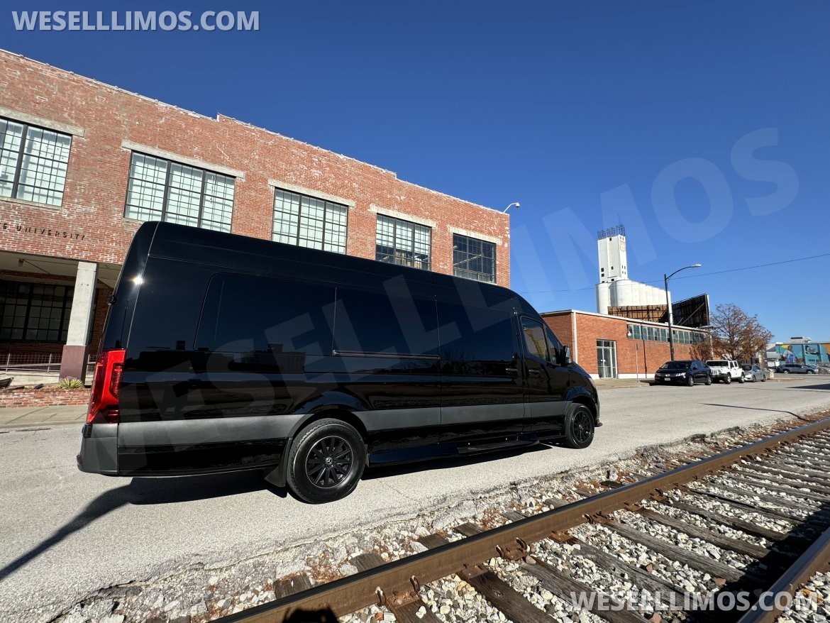 Sprinter for Sale in Springfield, MO - Photo 9