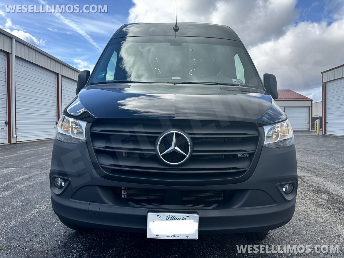 Sprinter for Sale in Machesney Park, IL - Main Photo
