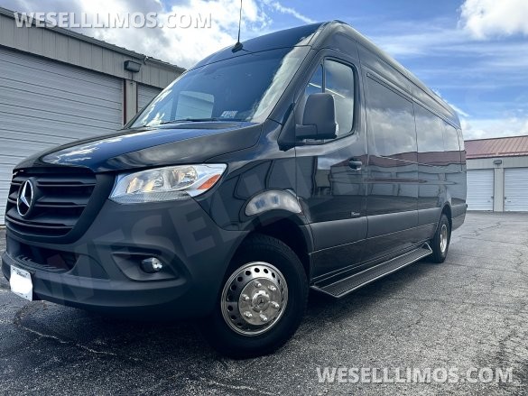 2024 Mercedes-Benz Sprinter 3500 Sprinter for Sale in Machesney Park, IL - Photo 2