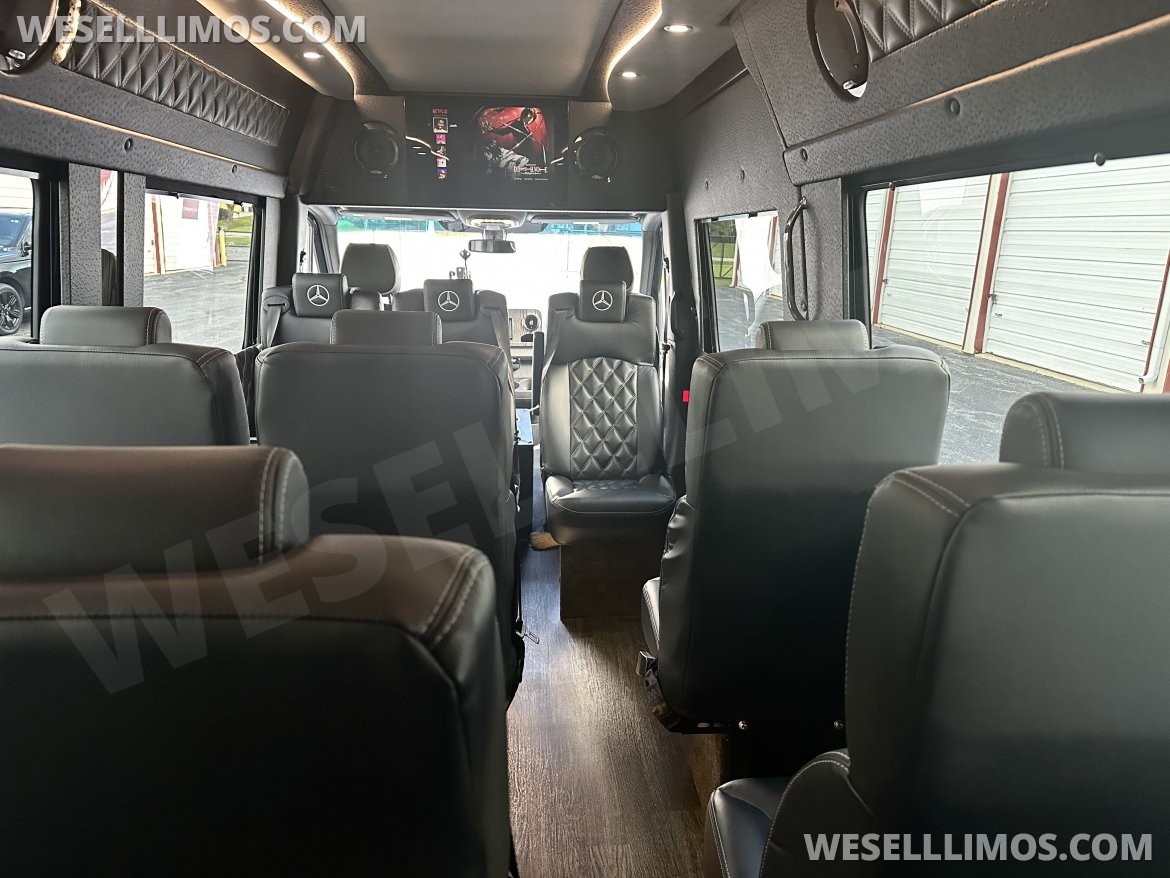 Sprinter for Sale in Machesney Park, IL - Photo 8