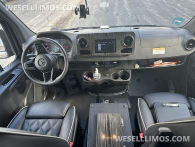 2024 Westwind Coach Mercedes-Benz Sprinter 3500 Sprinter - Sprinter for Sale in Machesney Park, IL - Photo 11