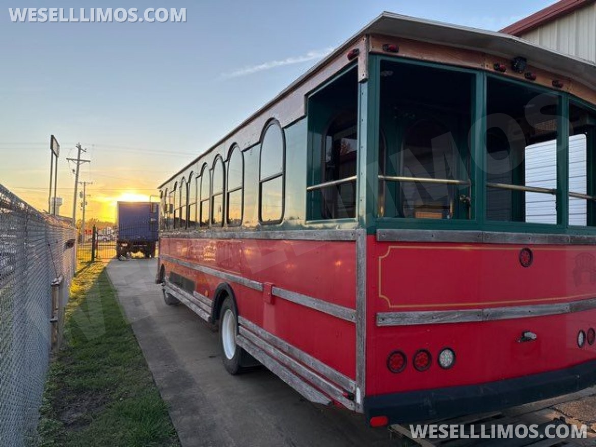 Trolley for Sale in Anaheim, CA - Photo 2
