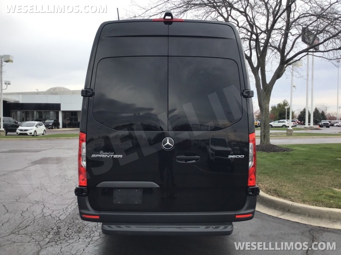 Limousine for Sale in Troy, OH - Photo 6