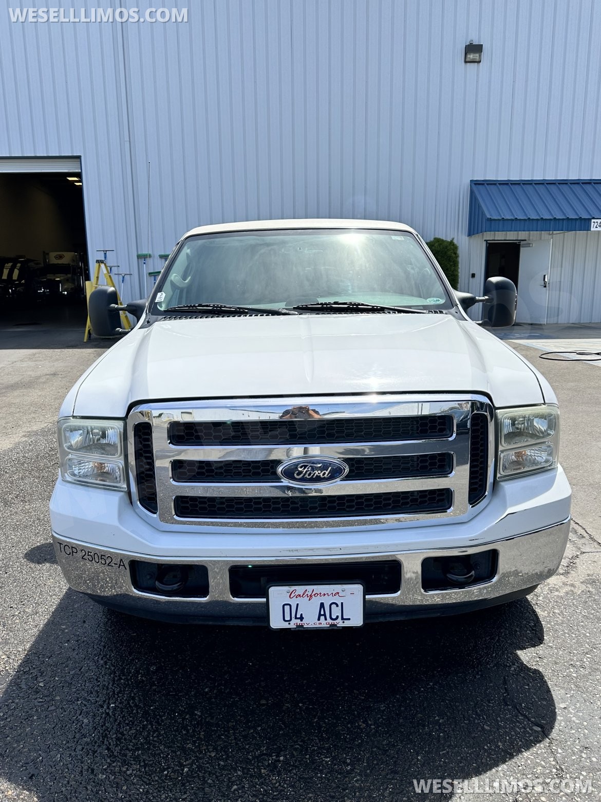 SUV Stretch for Sale in Visalia, CA - Photo 15