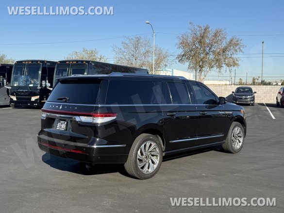 2022 Lincoln Naviagor L SUV for Sale in Phoenix, AZ - Photo 3