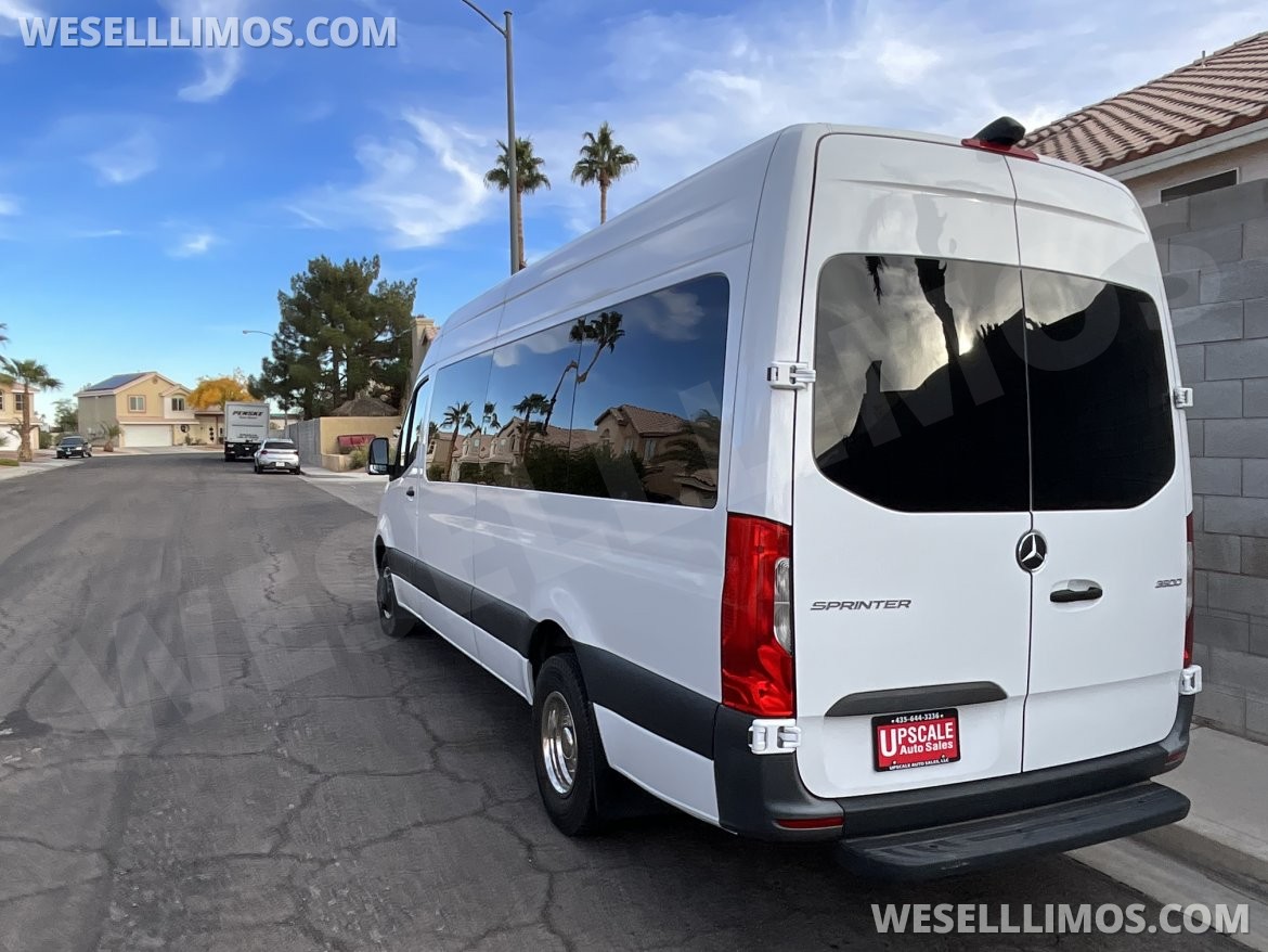 Limo Bus for Sale in Henderson, NV - Photo 4