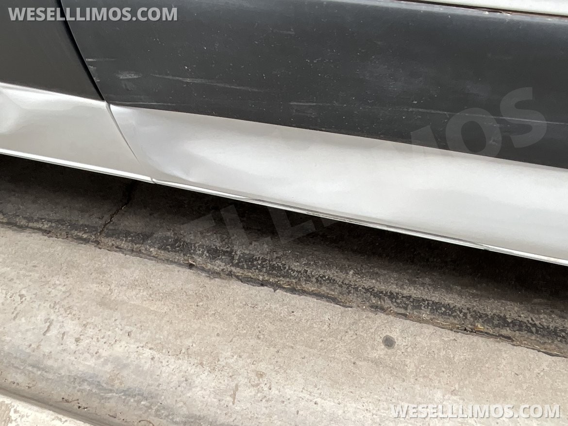 Limo Bus for Sale in Henderson, NV - Photo 17