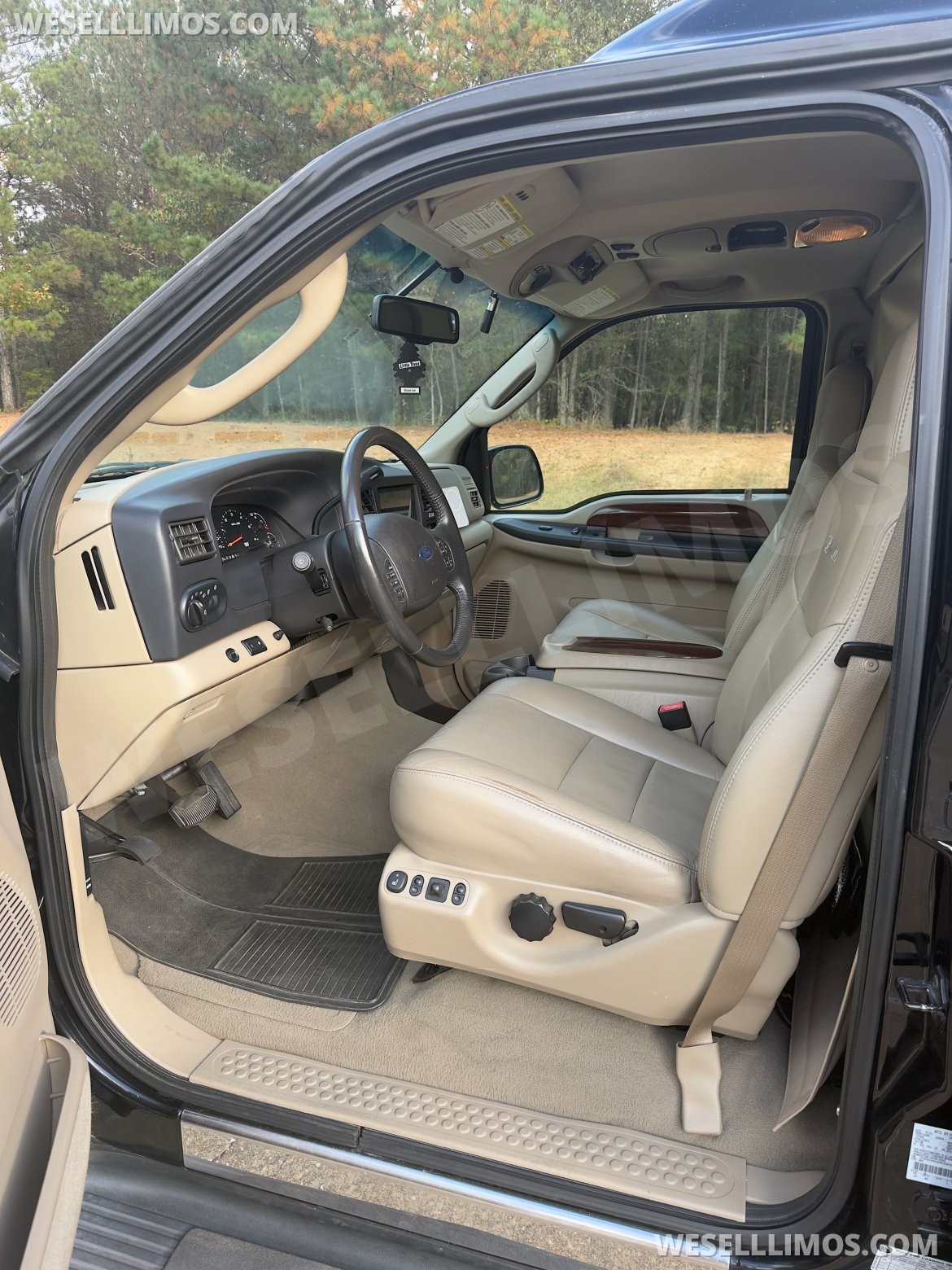 CEO SUV Mobile Office for Sale in Acworth, GA - Photo 6