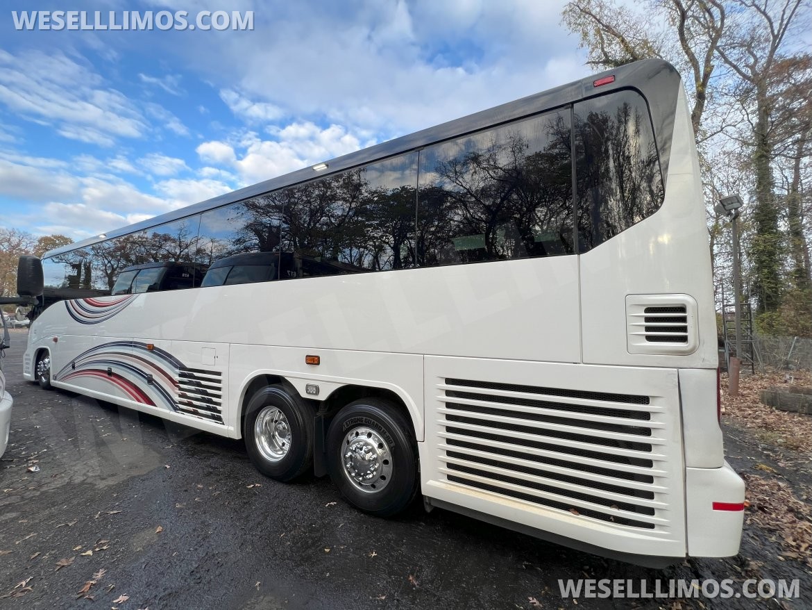 Motorcoach for Sale in Rockville, MD - Photo 3