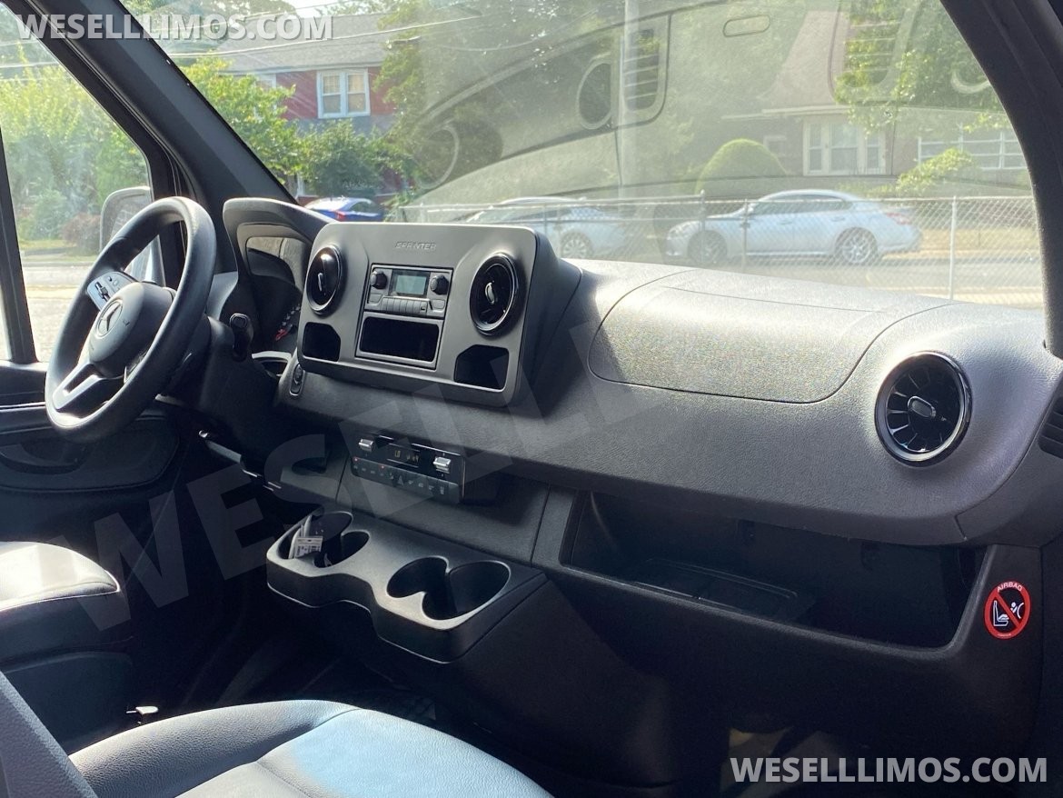 Sprinter for Sale in Baldwin, NY - Photo 23