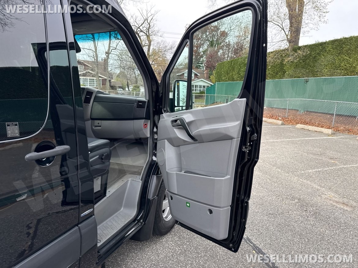 Sprinter for Sale in Bladwin, NY - Photo 19