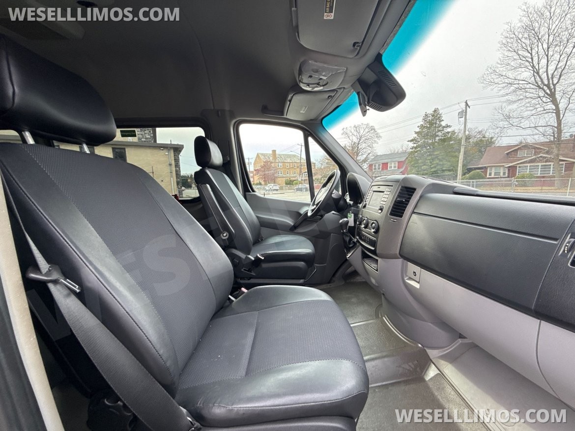 Sprinter for Sale in Bladwin, NY - Photo 21