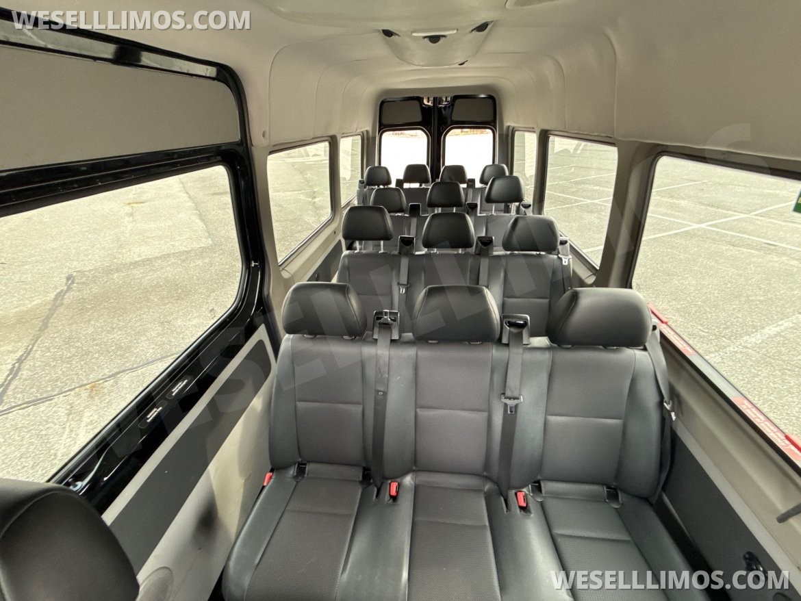 Sprinter for Sale in Bladwin, NY - Photo 28